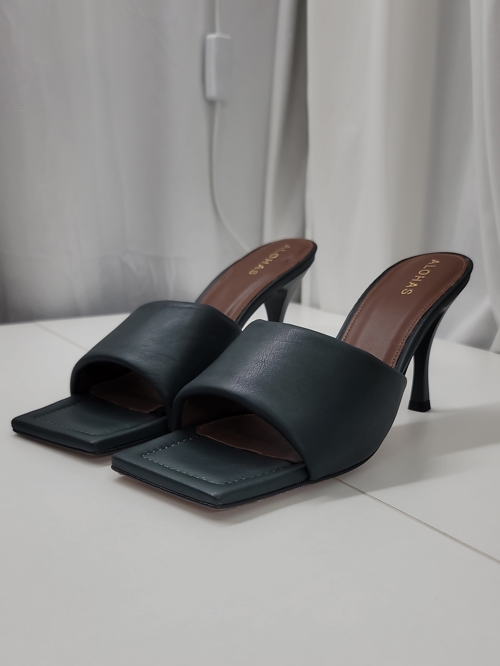 ALOHAS Nwt Forest Green Square Toe Puffy Leather Mule Heels Size 41 US 10.5